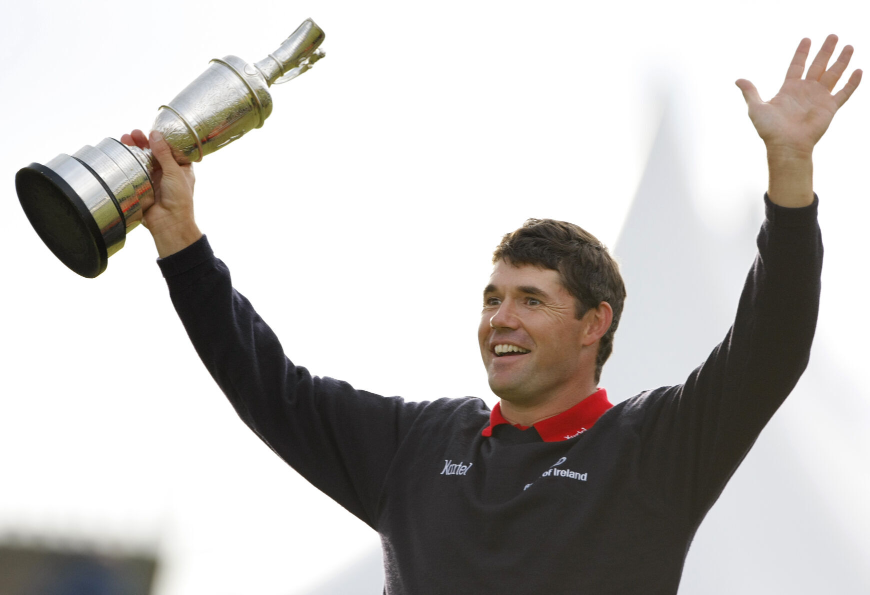 2007: Padraig Harrington survives rough finish to win British Open